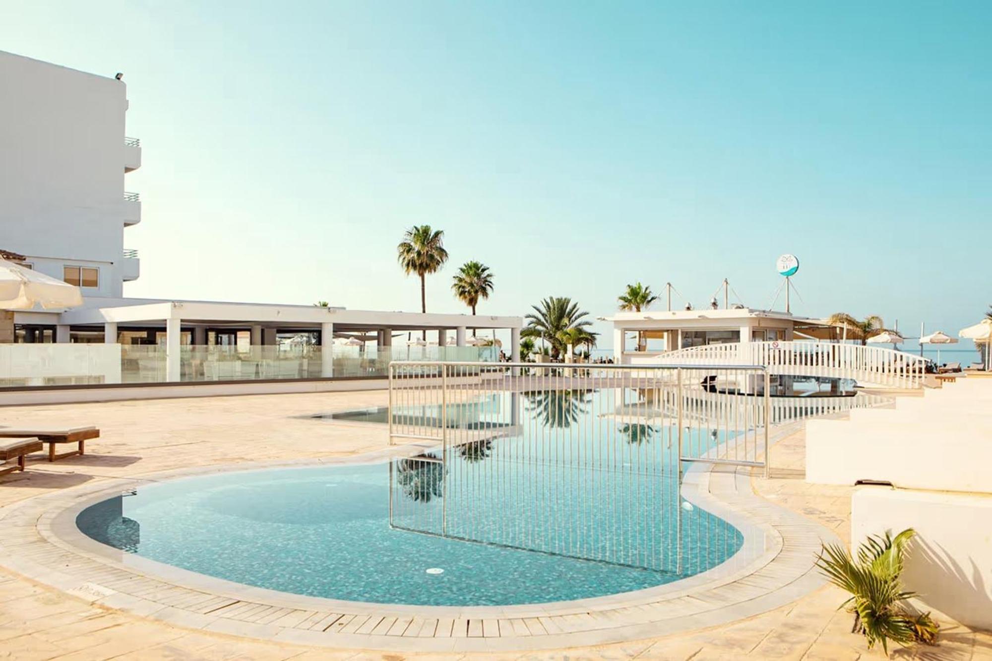 Piere - Anne Beach Hotel Ayia Napa Exterior photo